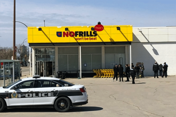 MR Online | A Winnipeg Police cruiser outside a No Frills grocery store on Goulet Avenue in Winnipeg Photo courtesy CTV News | MR Online